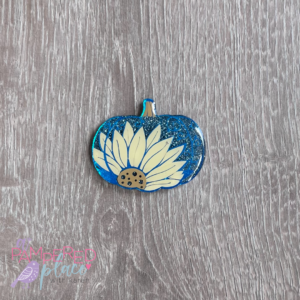 Badge Reel – Decorative Sunflower Pumpkin Outline